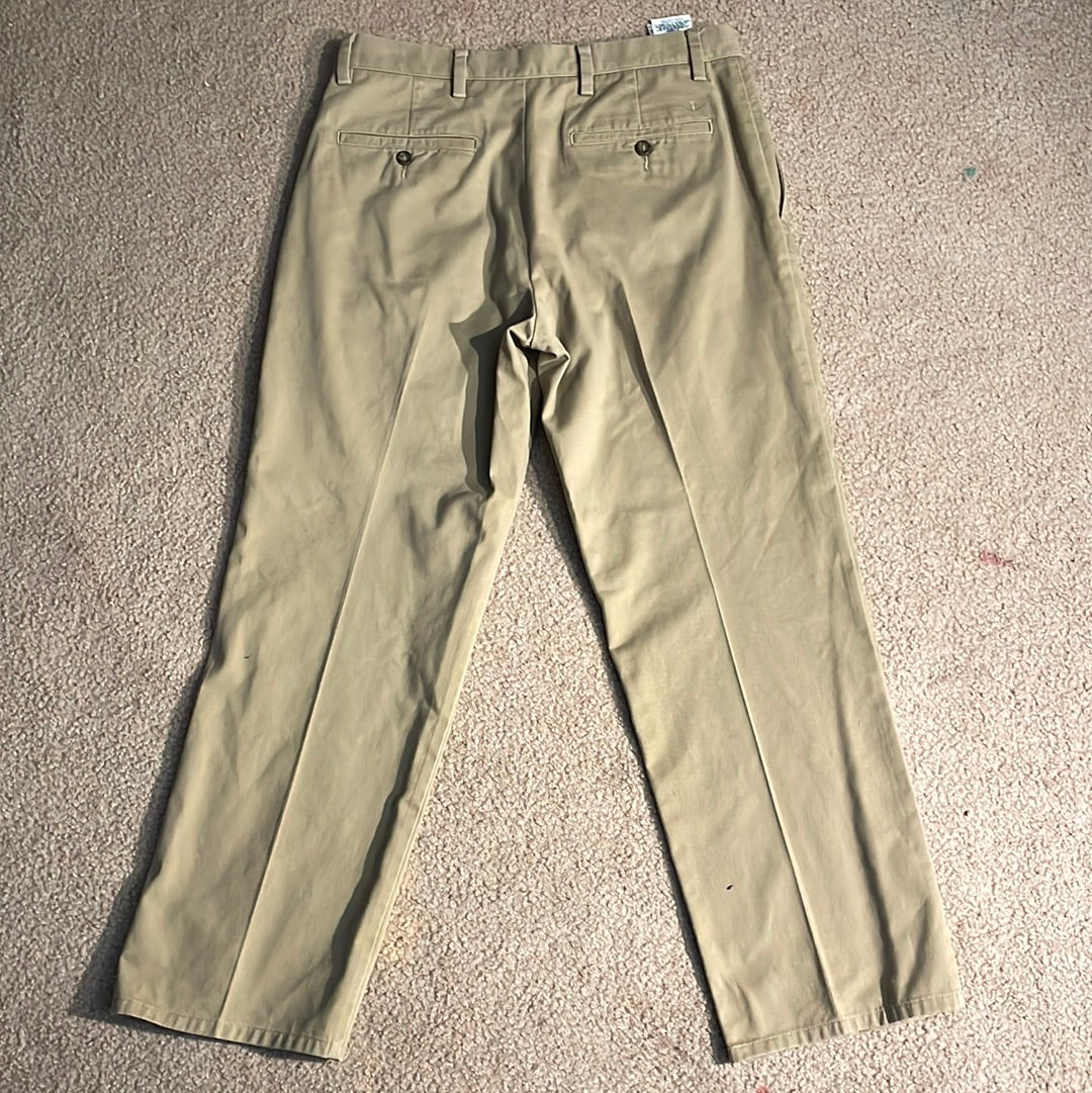 Dockers Mens Chino Pants New 32 x 29 Easy Khaki Classic Fit Flat Front